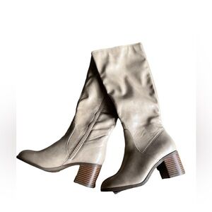 Journee Collection Vegan Leather Boots for Woman Size 6